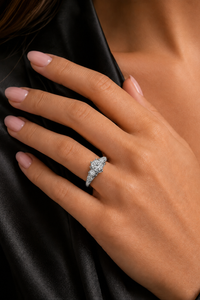 Lineage Ring