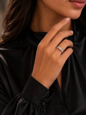 Nocturne Crest Ring