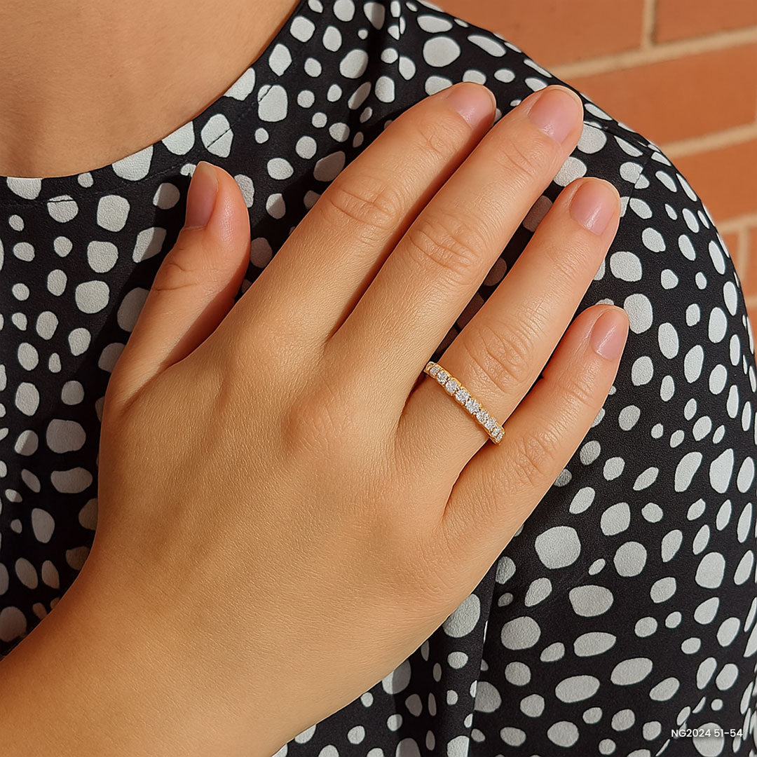 Ova Ring