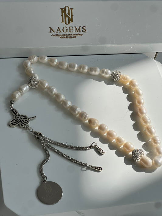 British Certified Natural Gems White Pearl in luxurious box